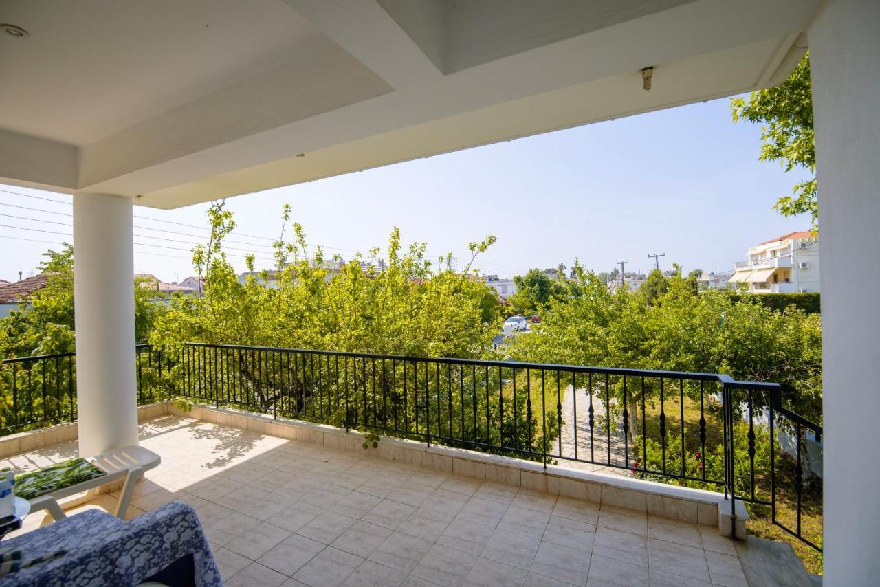Villa Ellie'S House Nea Plagia Exterior foto
